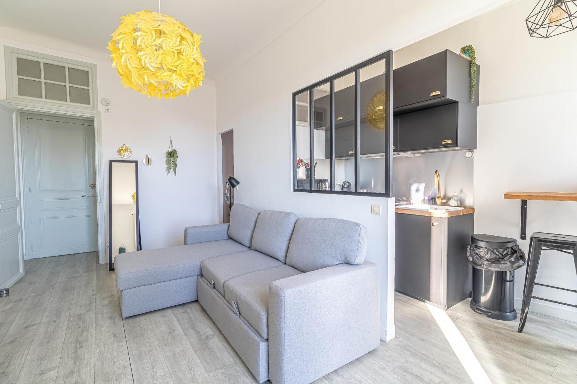 Charming Studio In The Heart Of Ментона Екстериор снимка